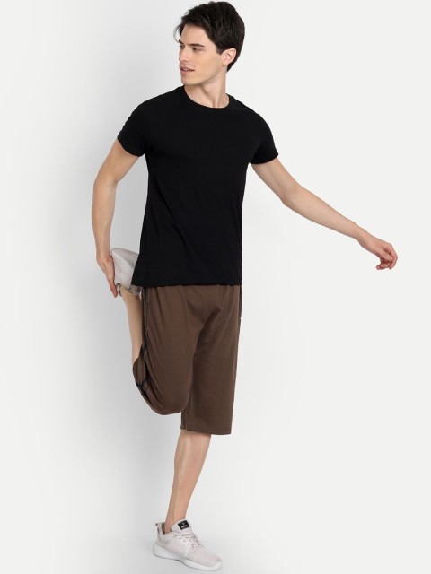 ZEFFIT Pack of 2 Men Regular Fit Running Mid-Rise Shorts - Image 6