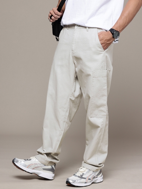 The Roadster Life Co. Men Relaxed Fit Pure Cotton Cargos Trousers