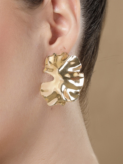 Bohey by KARATCART Gold Plated Organic Design Contemporary Stud Earrings - Image 4