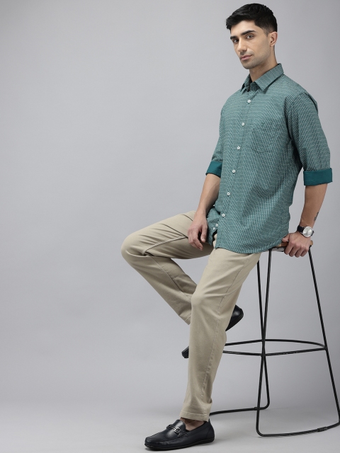 Van Heusen Sport Pure Cotton Slim Fit Geometric Printed Casual Shirt - Image 6