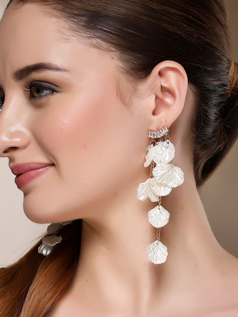 Bohey by KARATCART Contemporary Drop Earrings - Image 4