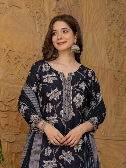 KALINI Floral Printed Gotta Patti Straight Kurta With Trouser & Dupatta - Image 3