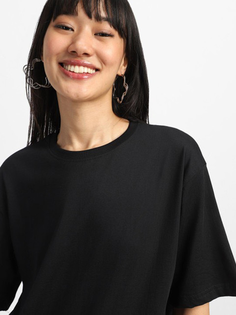 JUNEBERRY Women Black Solid Round Neck Relaxed Fit Pure Cotton Oversized Plus Size T-Shirt - Image 3