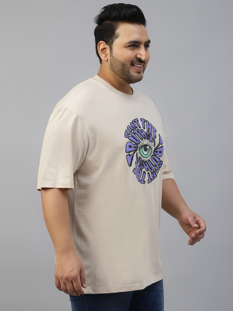 VEIRDO Men Plus Size Typography Printed Drop-Shoulder Sleeves Cotton Oversized T-shirt - Image 4