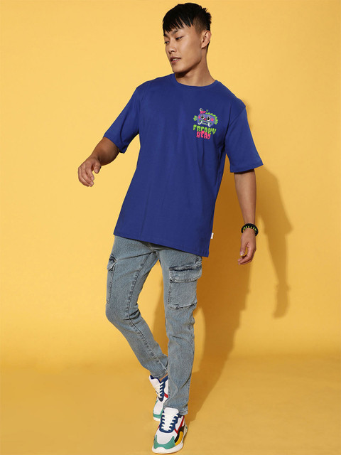 VEIRDO Men Graphic Printed Round Neck Pure Cotton Oversized T-Shirt - Image 6