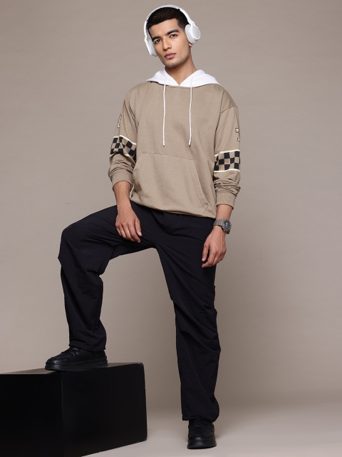 The Roadster Lifestyle Co. Men Hooded Relaxed Fit Sweatshirt - Image 5