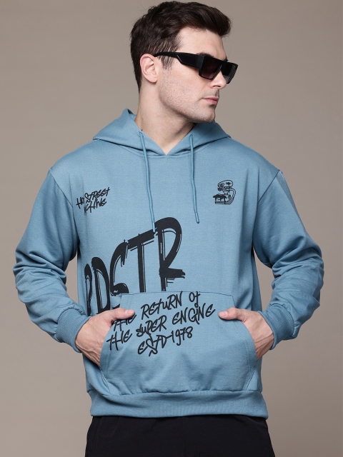 The Roadster Lifestyle Co. Men Printed Relaxed Fit Hooded Sweatshirt