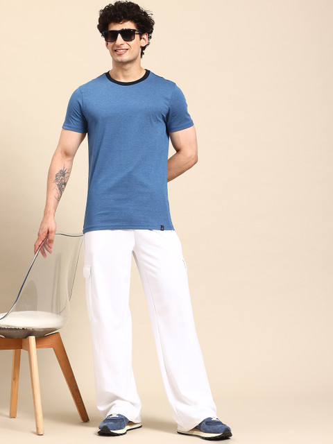 United Colors of Benetton Contrast Neck T-shirt - Image 5