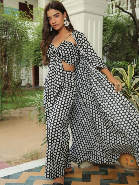 KAORI BY SHREYA AGARWAL Printed Pure Cotton Longline Shrug