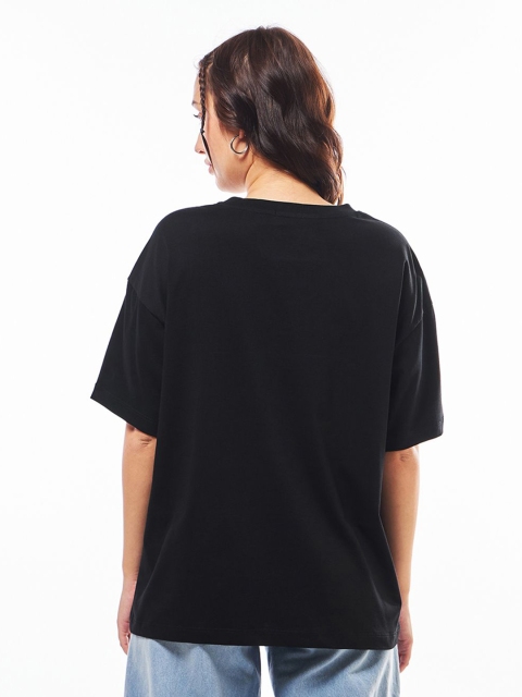 Bewakoof Women Graphic Printed Round Neck Cotton Oversized T-shirt - Image 4