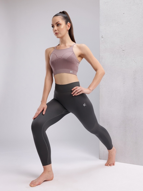 HRX by Hrithik Roshan Full Coverage Seamless Lightly Padded Rapid-Dry Yoga Bra - Image 6