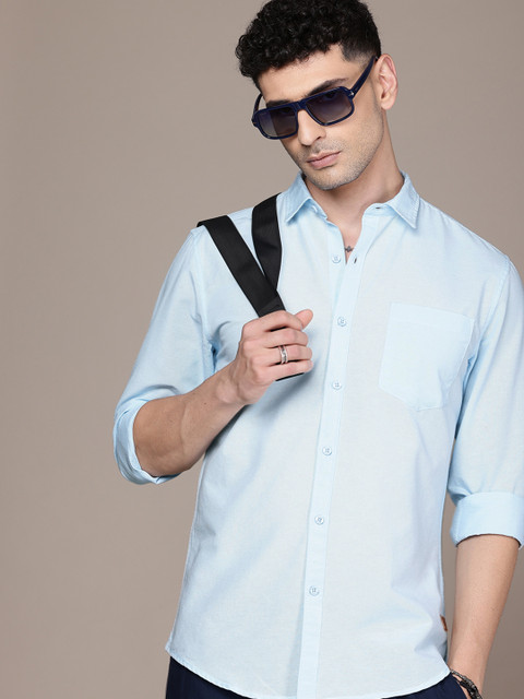 Roadster Men Solid Premium Regular Fit Shirt