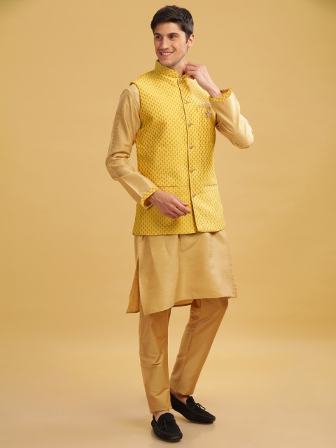 Anouk Men Mandarin Collar Sleeveless Nehru Jacket - Image 4