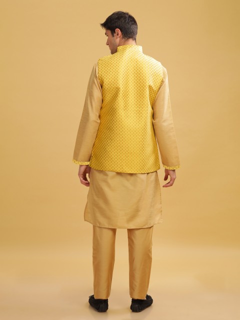 Anouk Men Mandarin Collar Sleeveless Nehru Jacket - Image 5