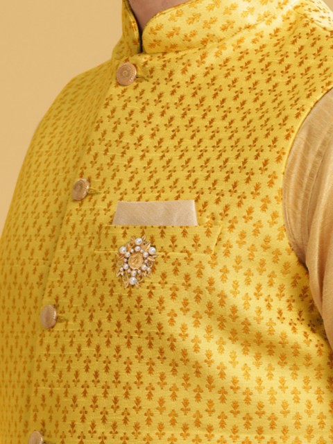 Anouk Men Mandarin Collar Sleeveless Nehru Jacket - Image 2