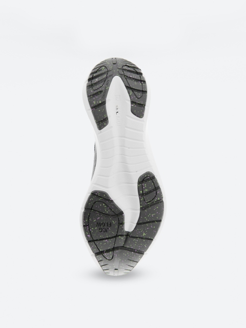 KIPRUN By Decathlon Men Sports Shoes - Image 3