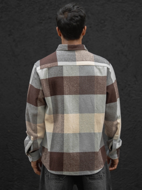 Powerlook Men Spread Collar Checked Cotton Casual Shirt - Image 4
