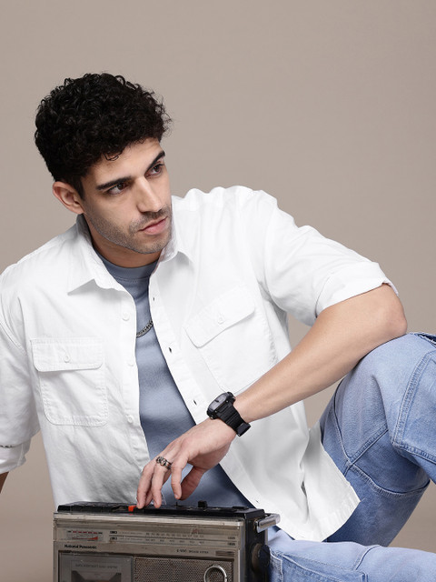 Roadster Men Relaxed Fit Casual Shirt