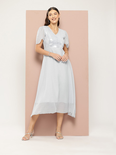 Qurvii Puff Sleeve A-Line Midi Dress