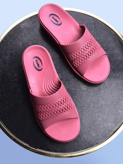 Action Plus Women Rubber Sliders