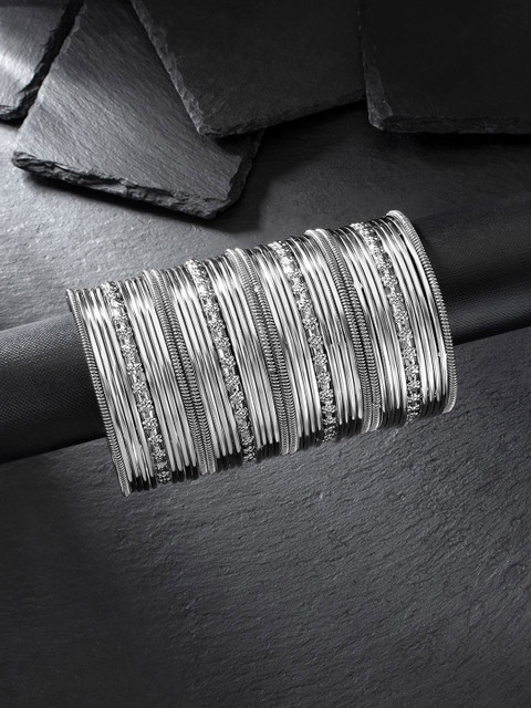 Peora Set of 64 Gold-Plated Bangles - Image 3