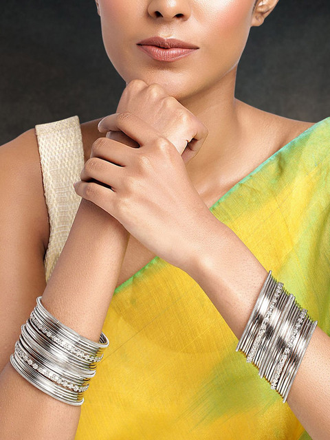 Peora Set of 64 Gold-Plated Bangles - Image 7