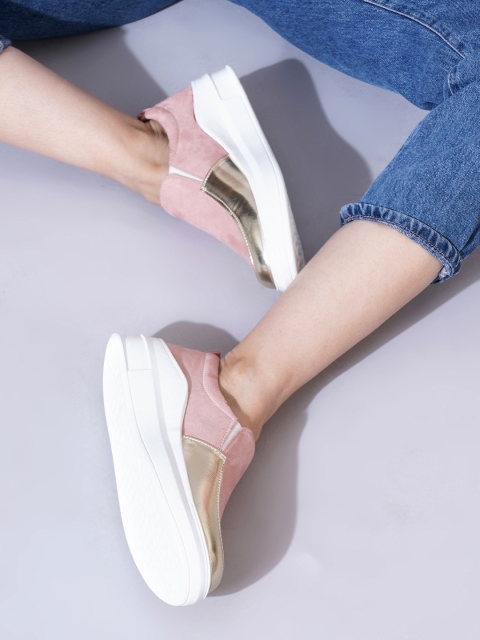 PLANET WALK Women Round Toe Slip-On Sneakers