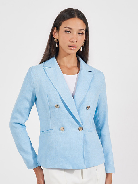 Styli Women Regular Fit Regular Length Double Breasted Blazer - Image 3