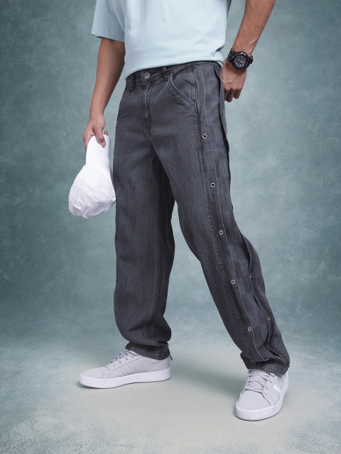 The Roadster Life Co. Men Mid-Rise Pure Cotton Loose Fit Jeans with Studded Detail