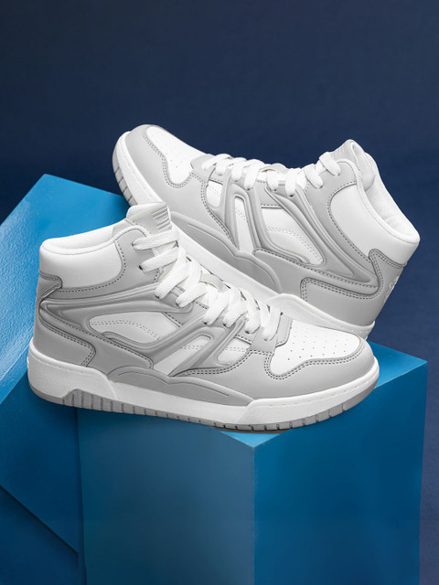 Red Tape Women Solid Round Toe Sneakers