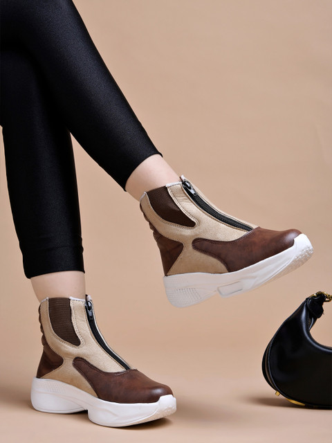 Shoetopia Women Platform-Heeled Chelsea Boots