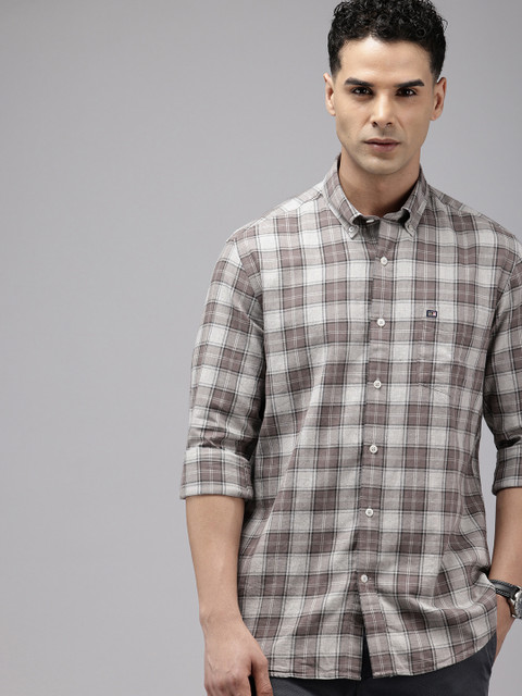 Arrow Pure Cotton Manhattan Slim Fit Opaque Checked Casual Shirt