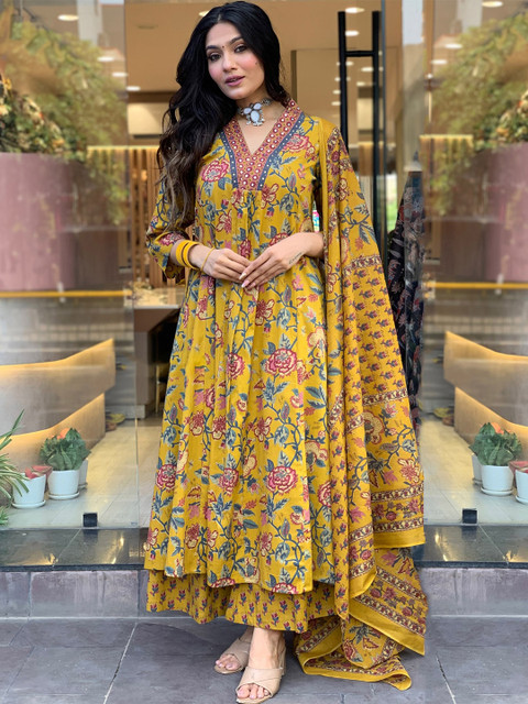 GoSriKi Women Floral Printed V-Neck Anarkali Kurta with Palazzos & With Dupatta - Image 4