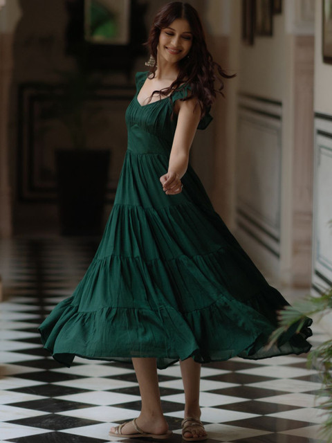 anayna Women Flared Sleevesless Midi Ethnic Dresses