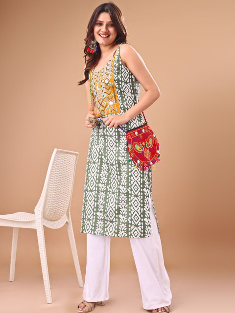 KALINI Women Dyed Patchwork Republic Day Republic Day Kurta - Image 6