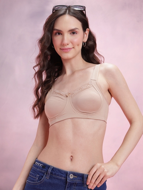 DressBerry Non-Padded Bra Medium Coverage