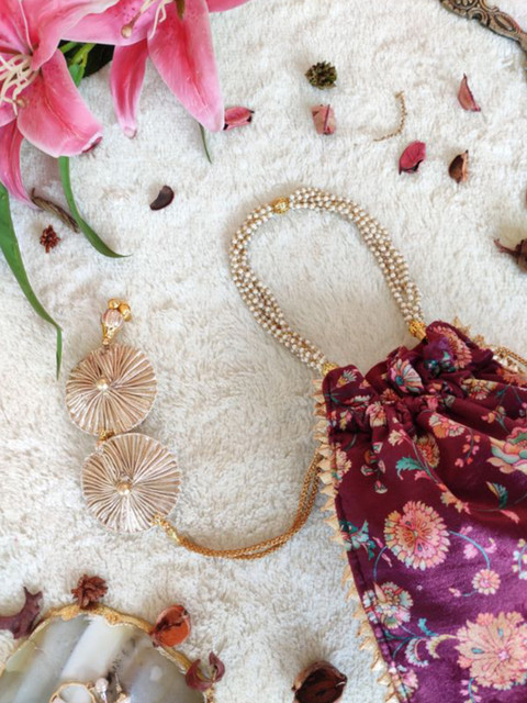 LABEL KANUPRIYA Printed Potli Clutch - Image 5