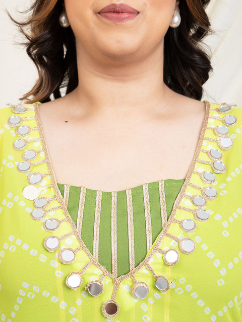 Vibes by Deebaco Plus Size V-Neck Printed Tunic With Crop Top & Palazzo - Image 2