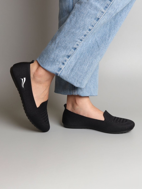 Indifeet Women Black Textured Daily Casual Wear Memory Insole Slip-On Shoes - Image 4