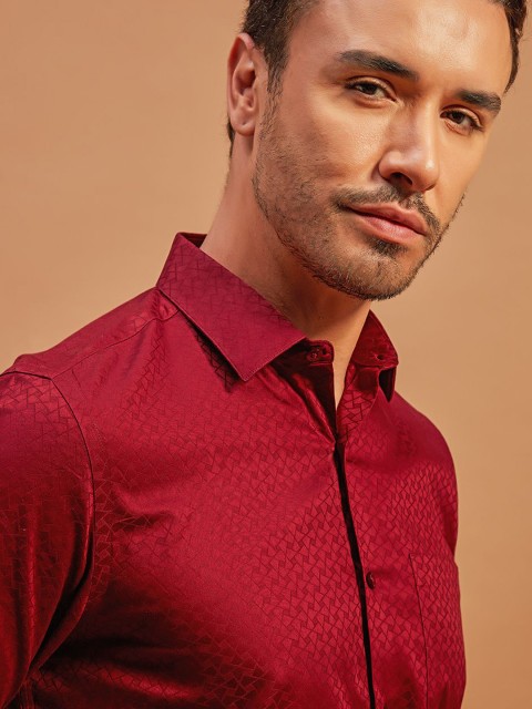 THINC Men Spread Collar Textured Cotton Slim Fit Formal Shirt - Image 2