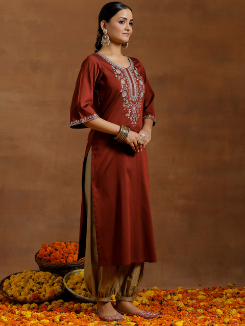 Gerua By Libas Women Floral Embroidered Flared Sleeves Kurta - Image 3