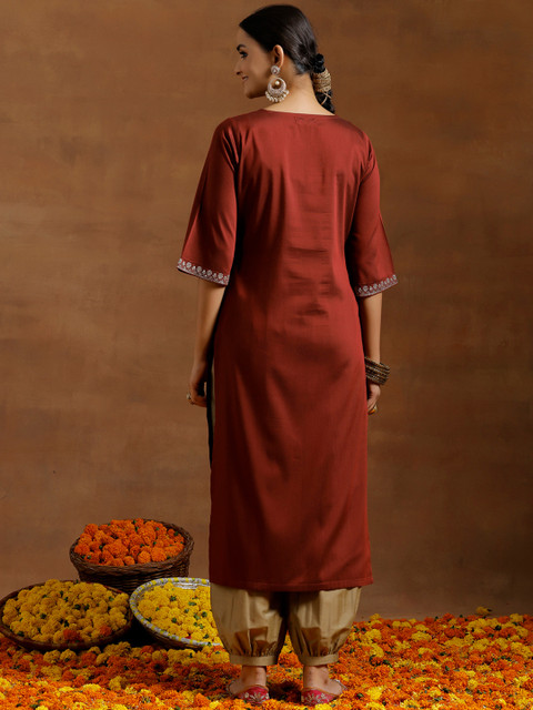 Gerua By Libas Women Floral Embroidered Flared Sleeves Kurta - Image 4