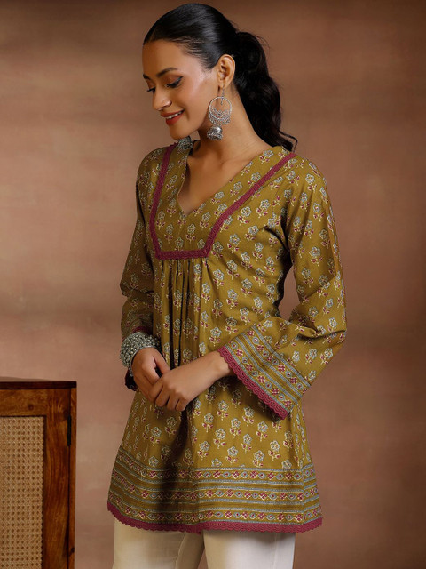 Libas Women Floral Printed V-Neck Pure Cotton Kurti - Image 4