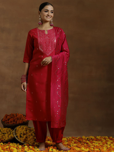 Libas Women Floral Embroidered Regular Sequinned Kurta with Salwar & With Dupatta