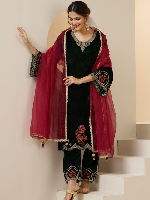 Ishin Women Floral Embroidered Regular Thread Work Velvet Kurta with Trousers & With Dupatta