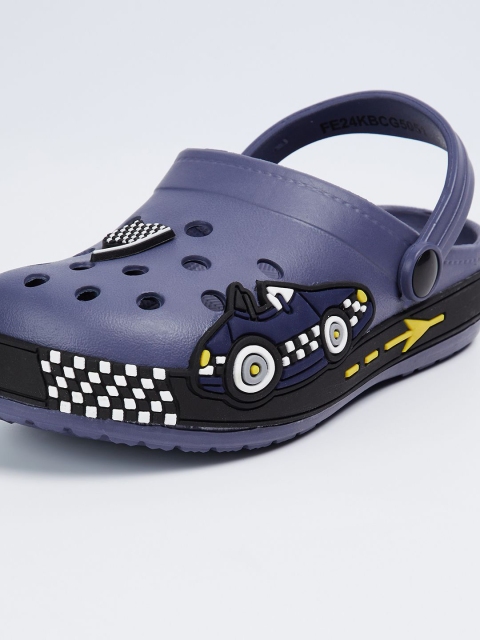 max Boys Clogs - Image 4