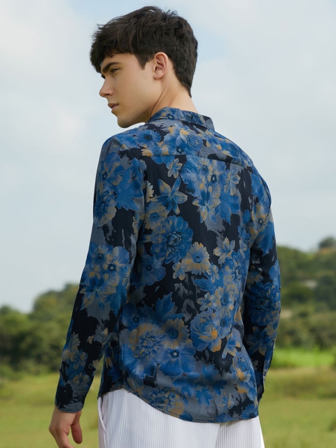 Campus Sutra Men Relaxed Fit Spread Collar Floral Printed Cotton Casual Shirt - Image 4