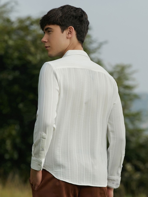 Campus Sutra Men Relaxed Fit Spread Collar Textured Cotton Casual Shirt - Image 4