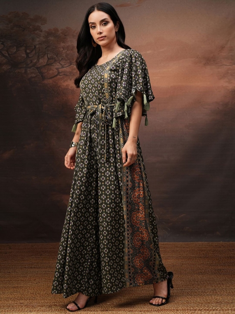 Vishudh Women Printed Basic Jumpsuit - Image 4