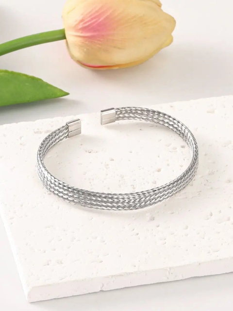 The Roadster Lifestyle Co. Men Silver-Plated Stainless Steel Oxidised Wraparound Bracelet